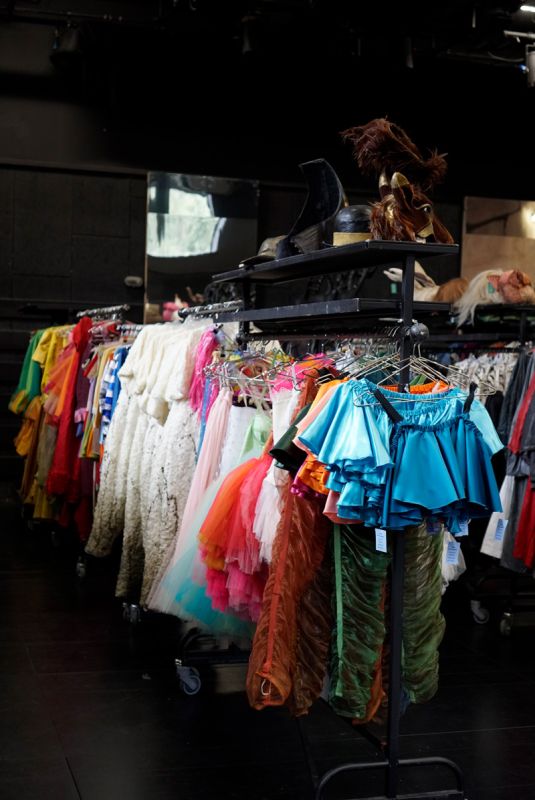 Vente de costumes de scène